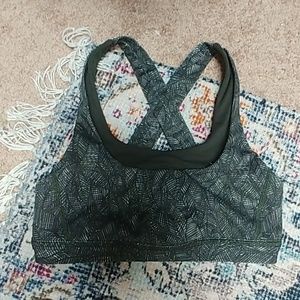 Lululemon stuff it bra